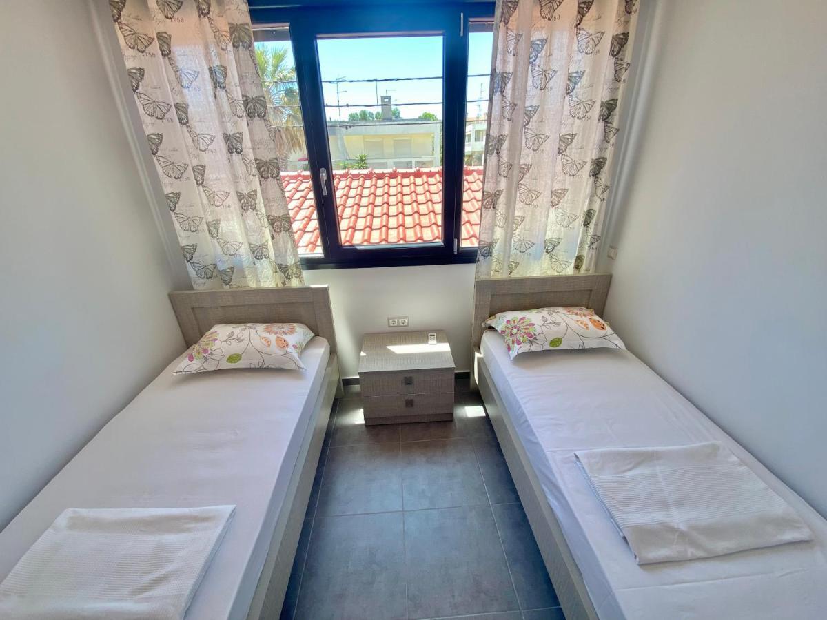 Ellinfos Aparthotel *