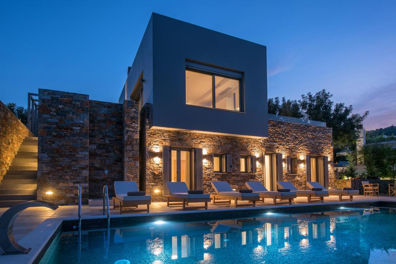 Luxury With Stunning Views In