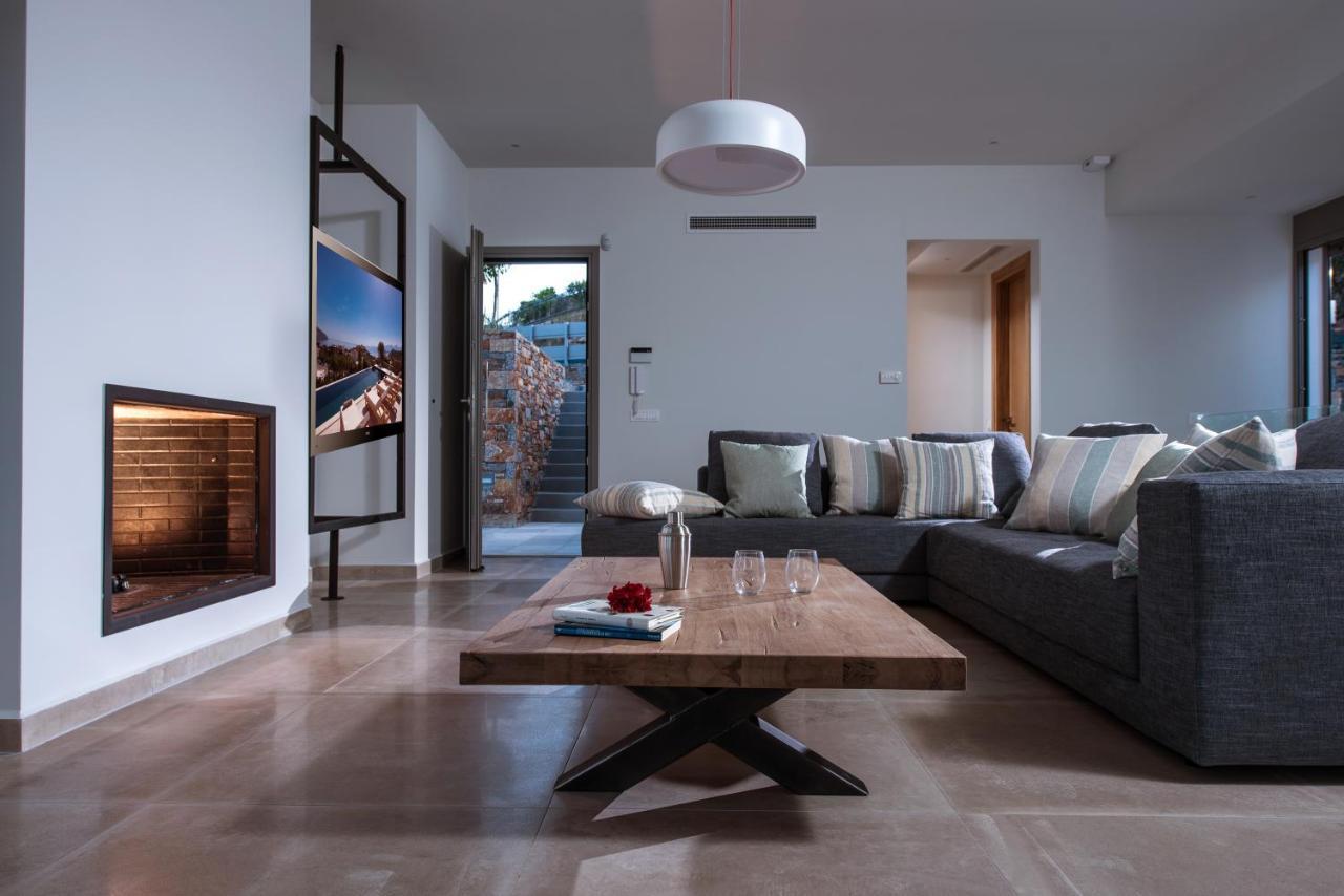 Luxury With Stunning Views In