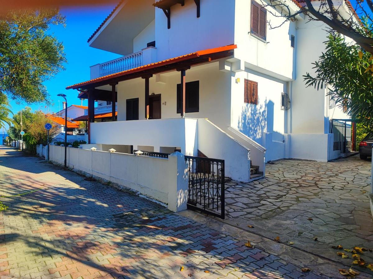 Traditional Lux Mezonete Villa Pefkochori