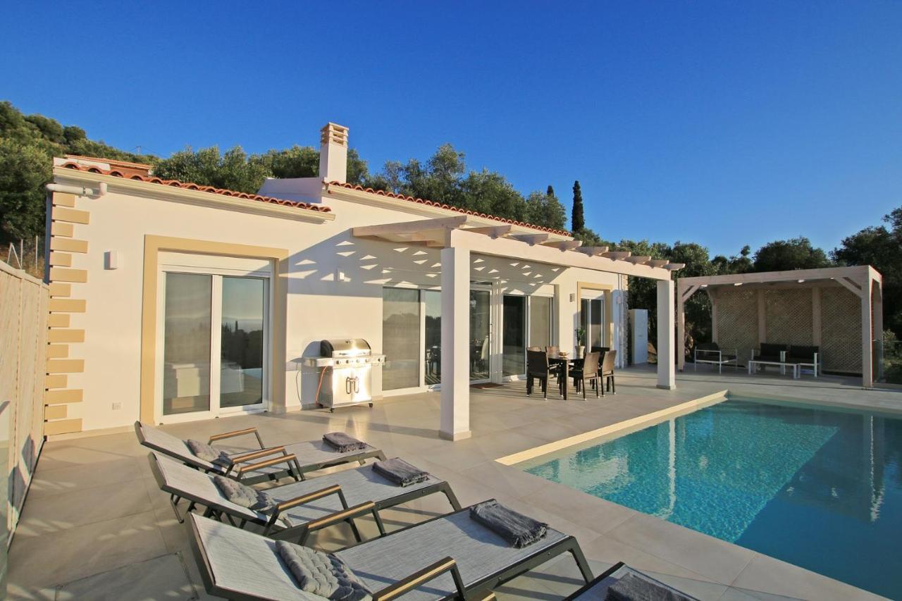 Villa Sunset Sea View 10 *