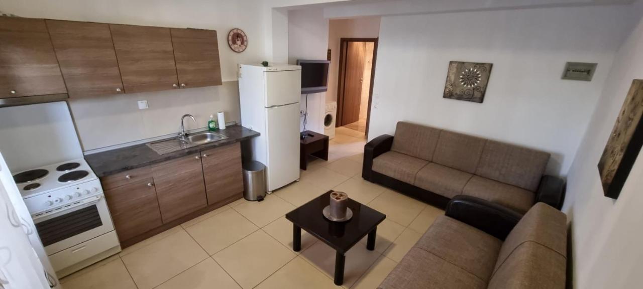 Apartment Apostolos *