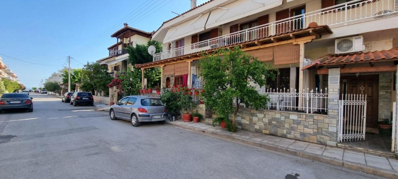 Apostolos Paralia Dionysiou
