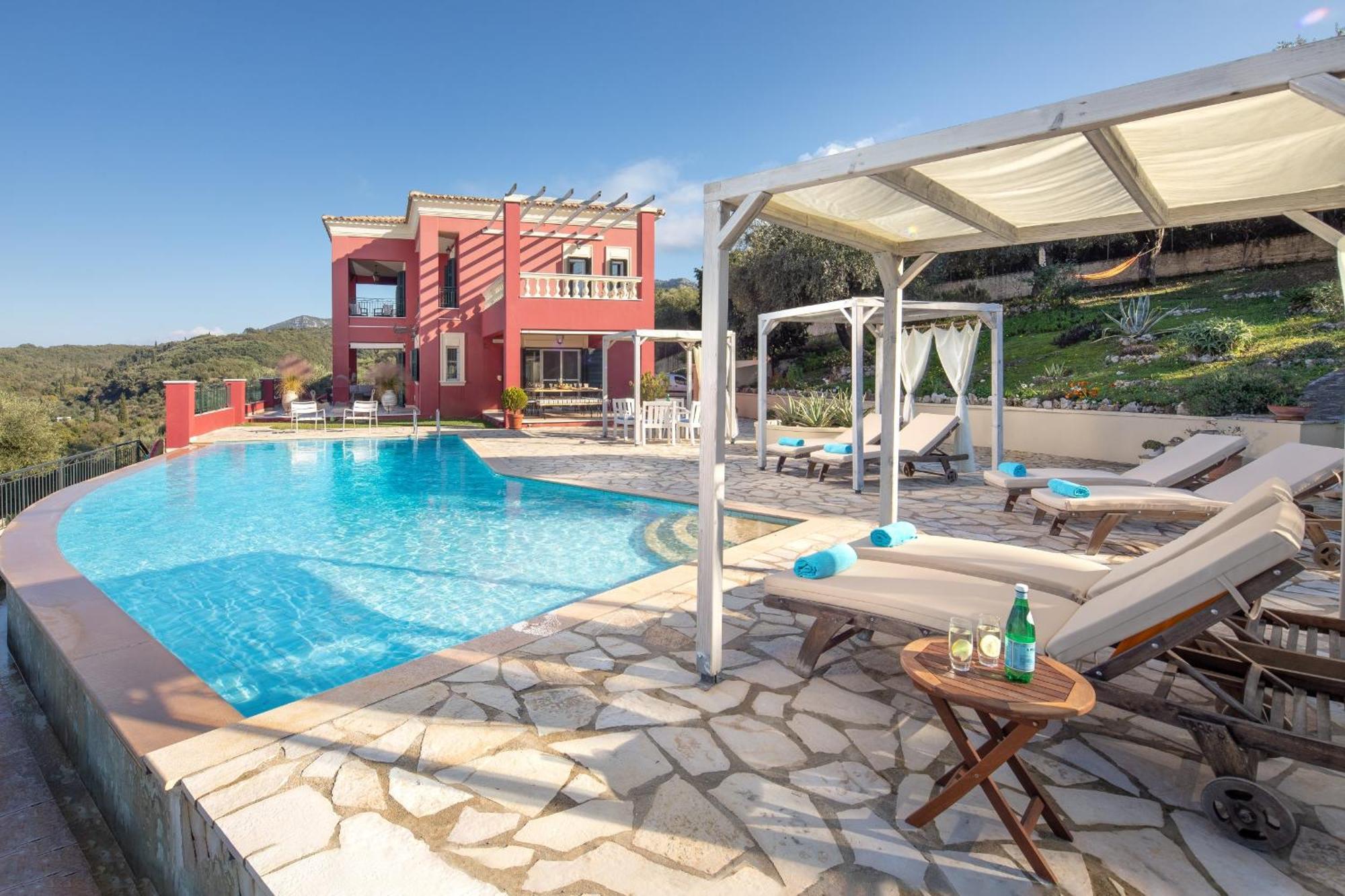 Red Queen Villa *