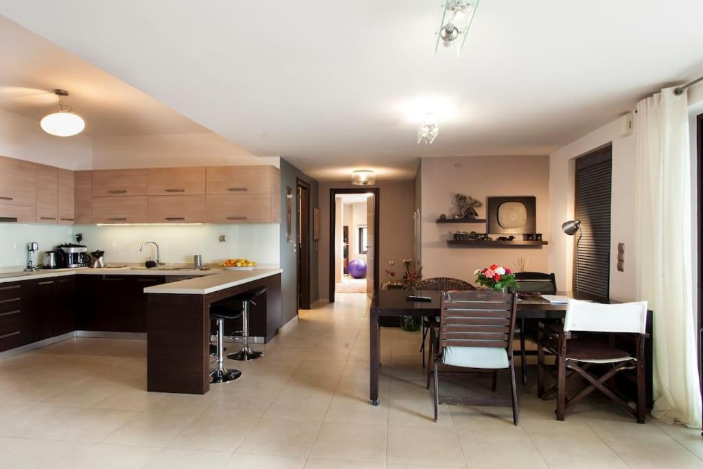 Apartment 7 Sences!! *