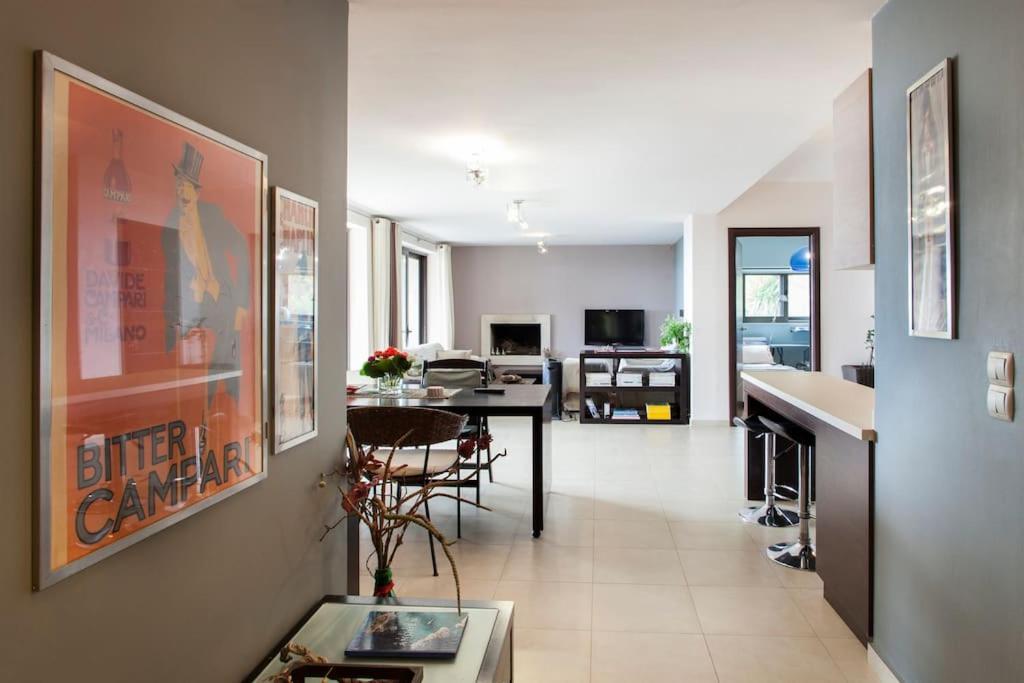 Apartment 7 Sences!! *