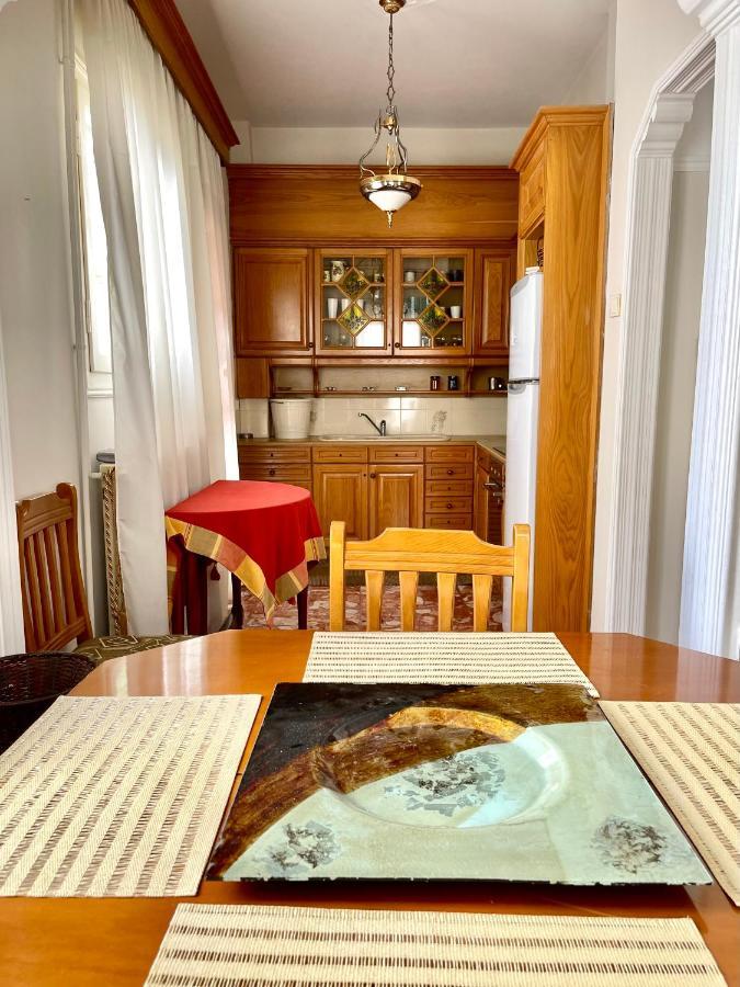 Zoe's House Skiathos. Centre Of Skiathos Town