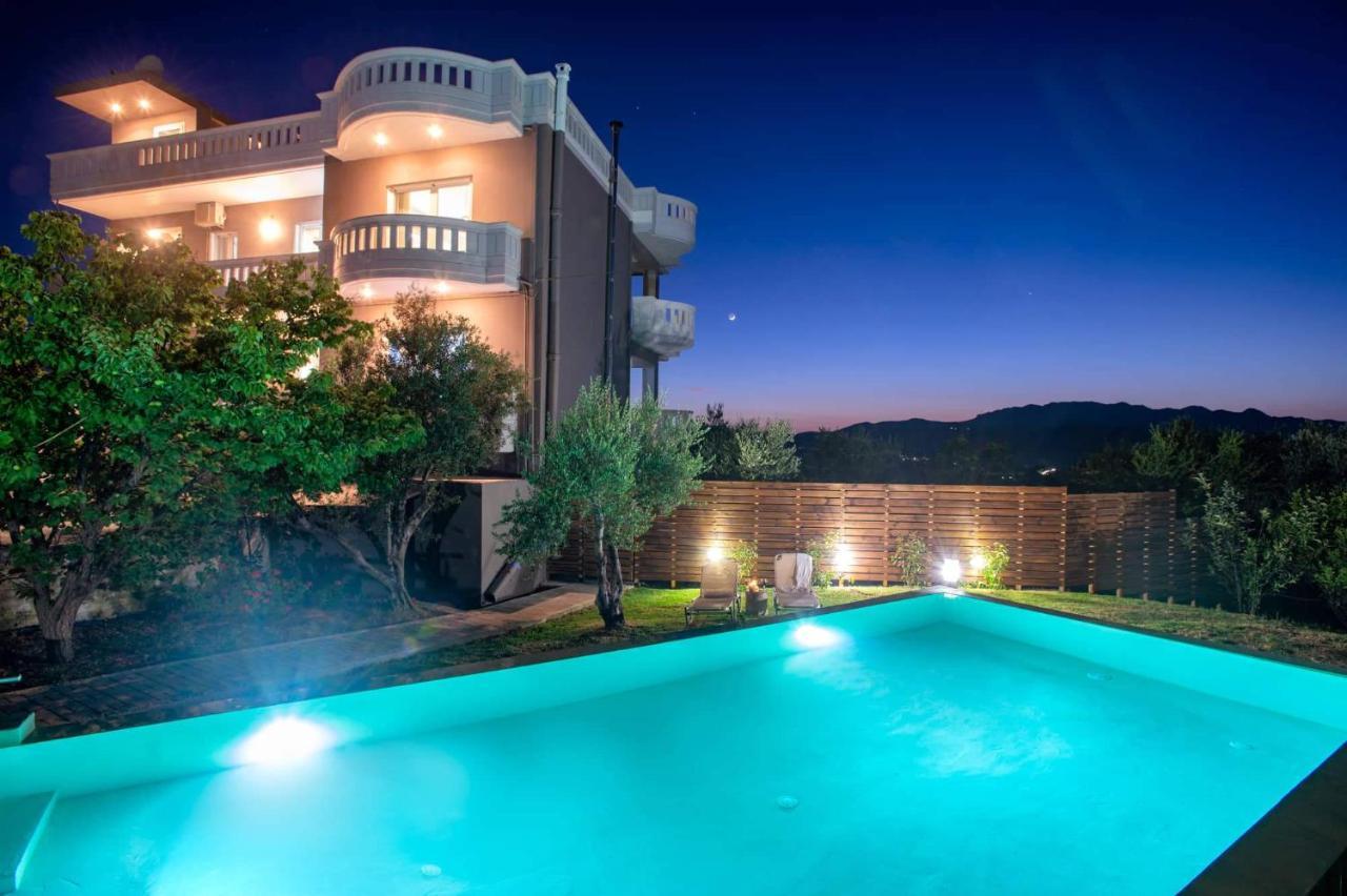 Majestic Villa-Apartments Darmarochori