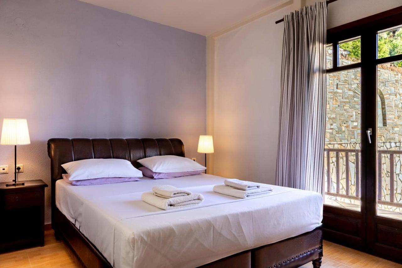 Porto Koufo Resort Aparthotel 2*