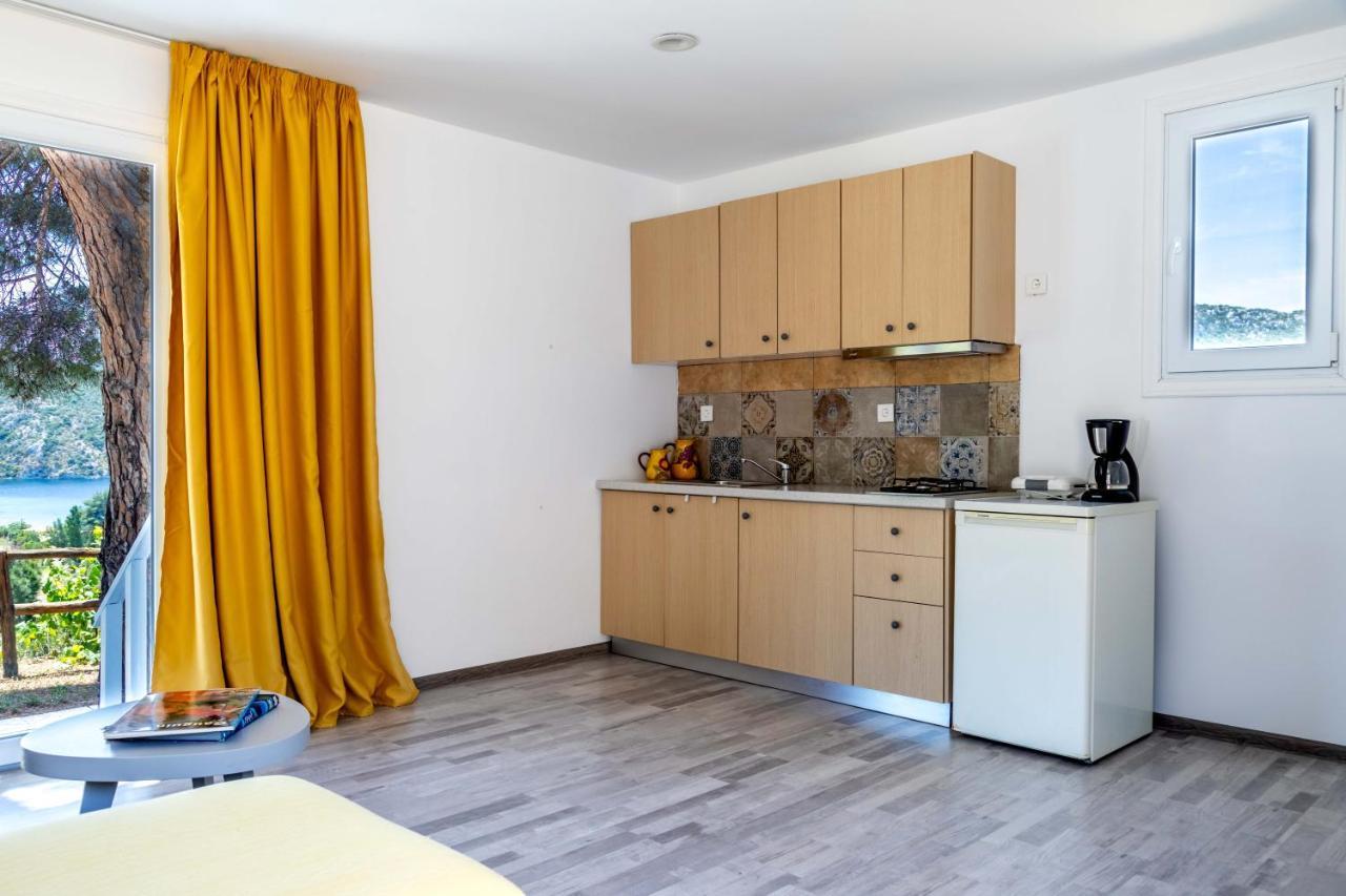 Porto Koufo Resort Aparthotel