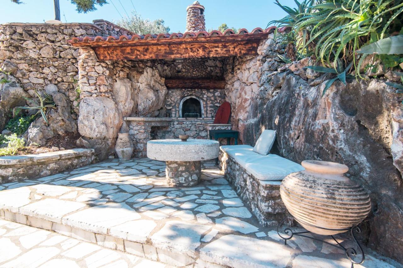 Aphrodite's Maisonette On Corfu Island *