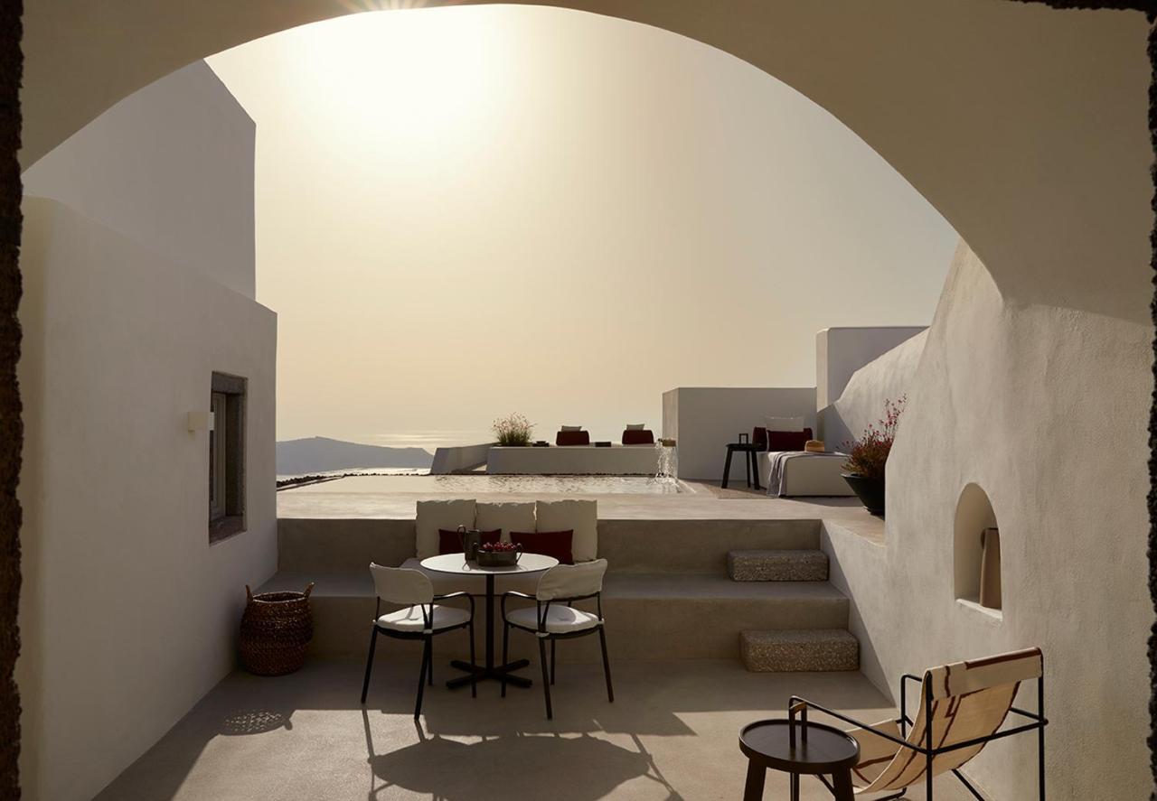 Atoles Retreat Imerovigli (Santorini)