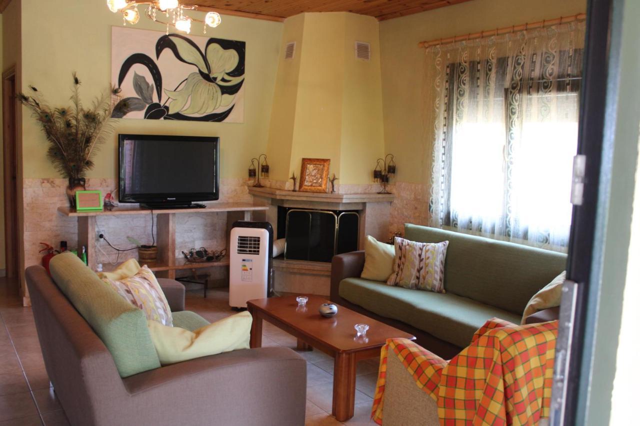 Holiday home Lefter's Cottege Nea Iraklia