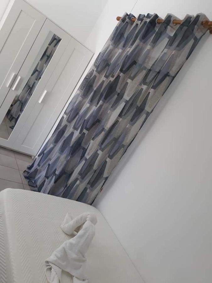 Knossos Apartment *