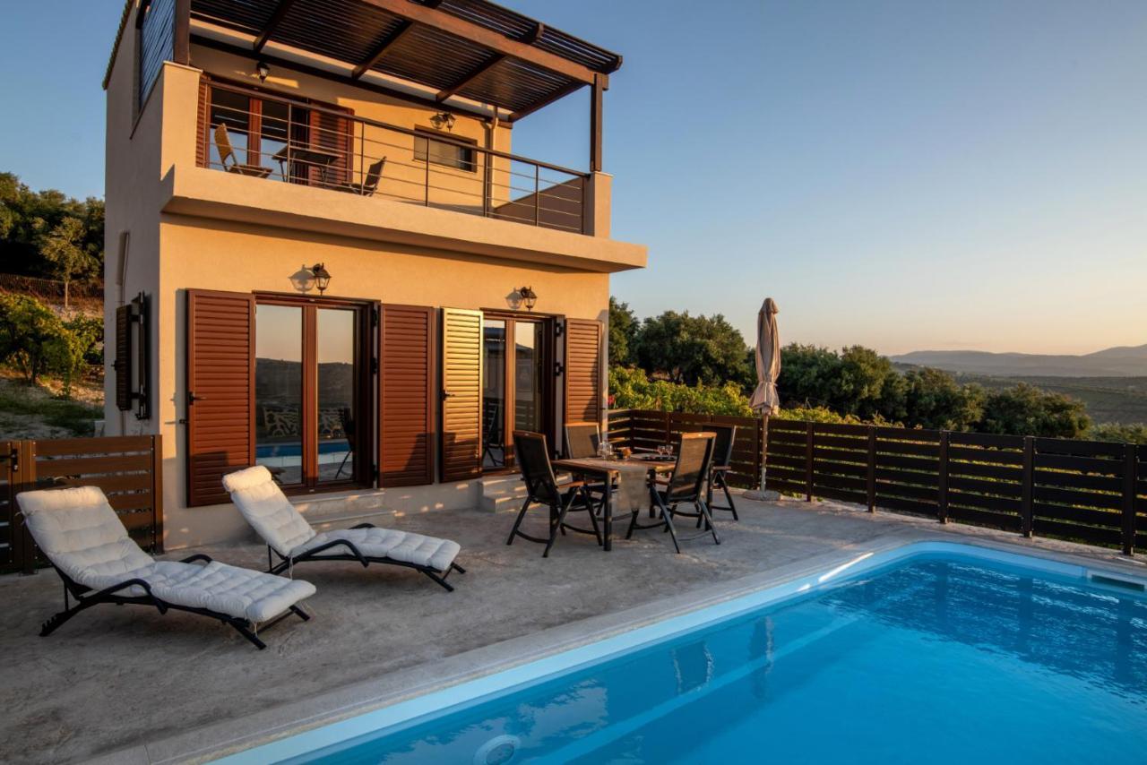 Brand New Plyto - Amazing Views - Heated Pool Villa *