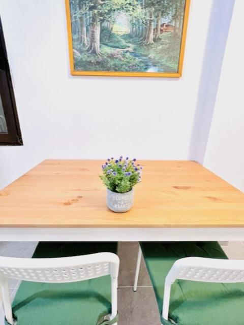 Sky With Great Location Wonderful Acropolis View In Neos Kosmos Guest house Athens