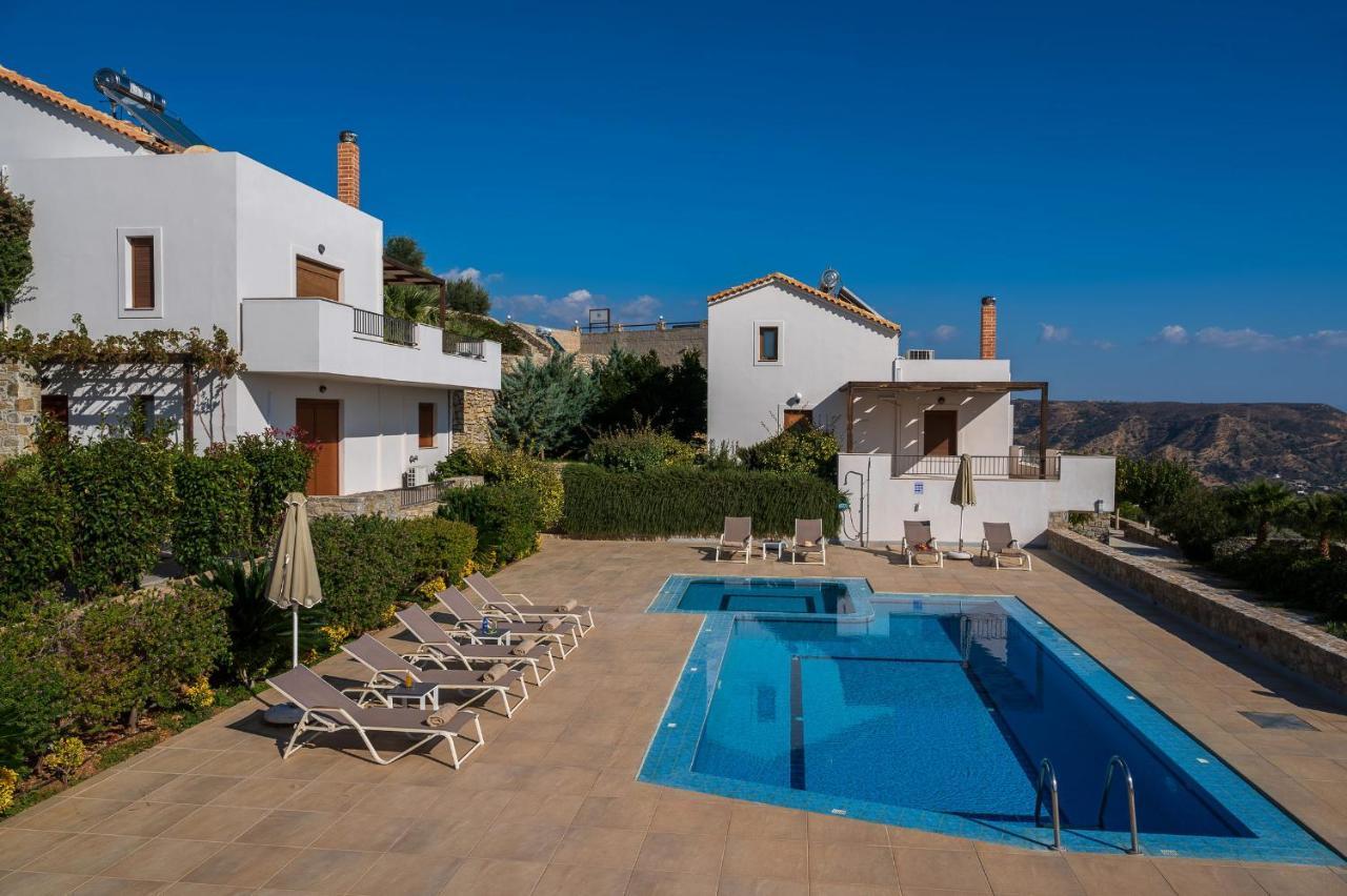 Aparthotel Lenikos 3*