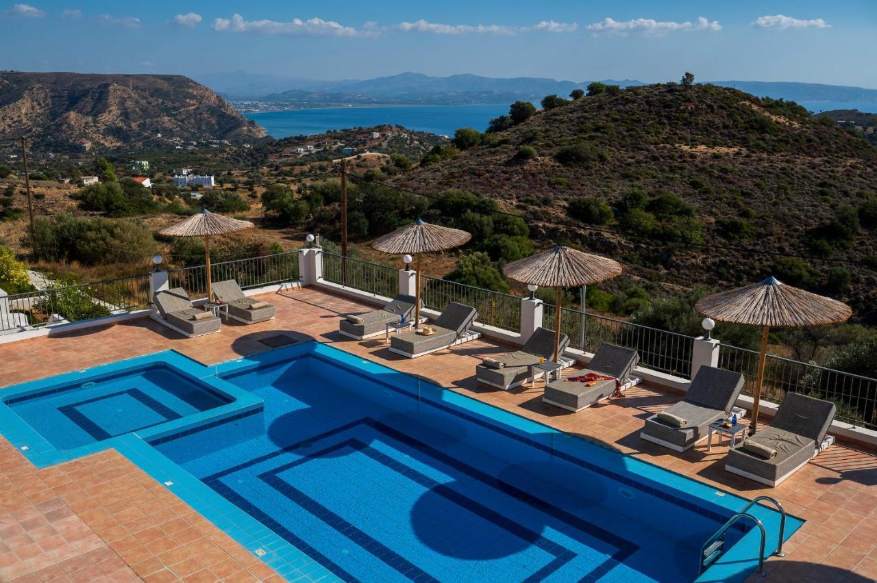 Lenikos Aparthotel