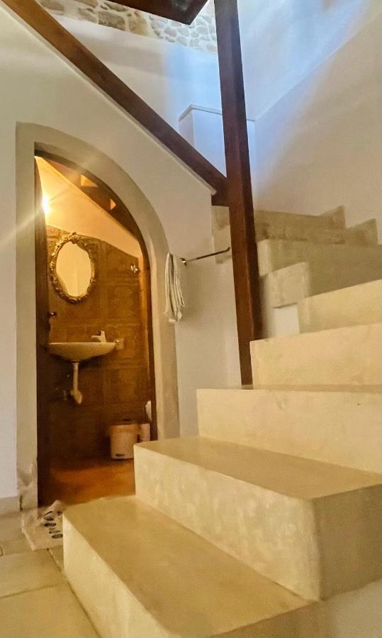 Monastiriako * Giannoudi (Crete)