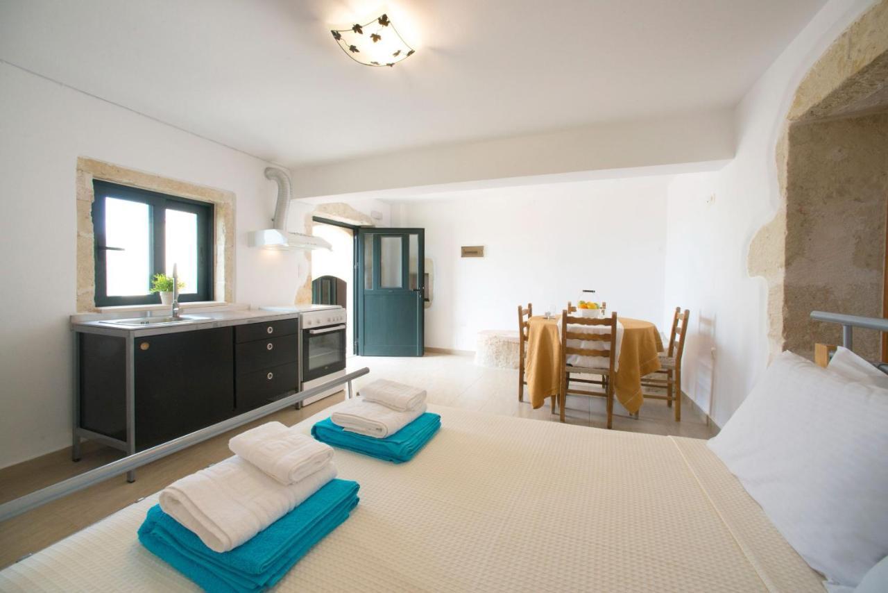 Villa Villa Cretan View With Heated Swimming Pool *