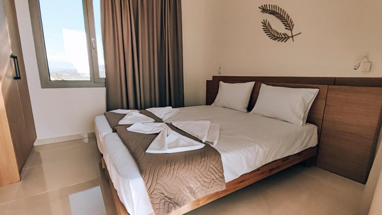 Irini. Seaview - - Pool - Privacy Villa Tympaki