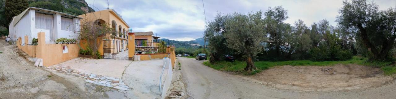 Vassilis Apartment *