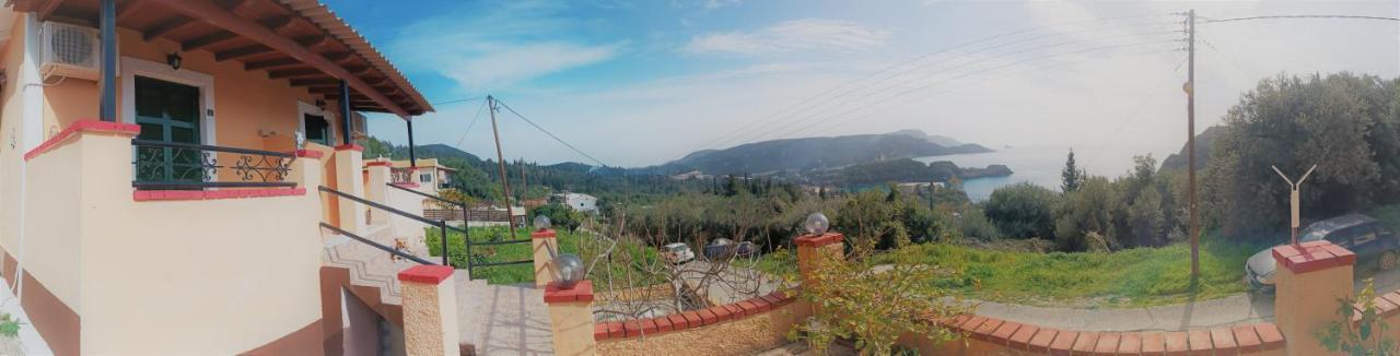 Vassilis Apartment *