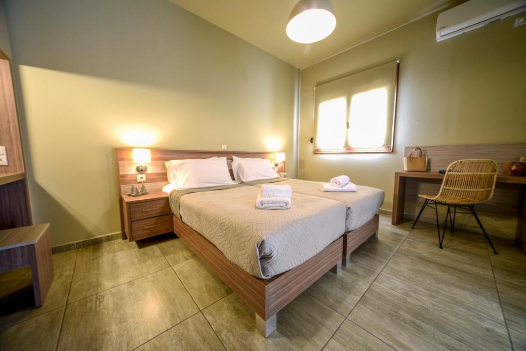 Aparthotel Lenikos 3*