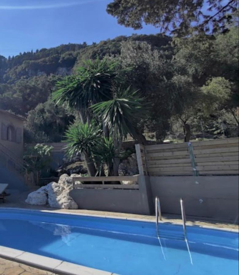 Villa Manolatou