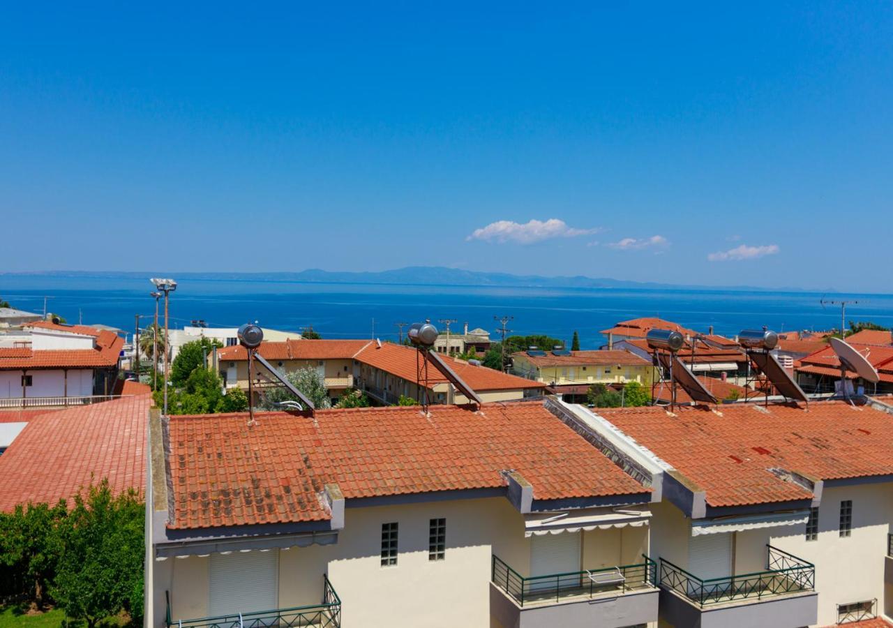 Melis Studios Aparthotel 4*
