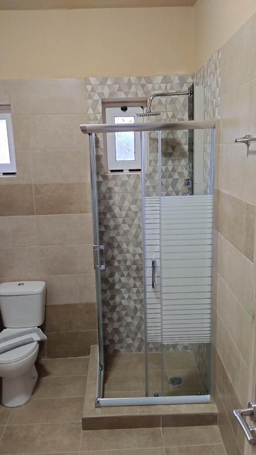 Apartment Golden Sun Rodakino