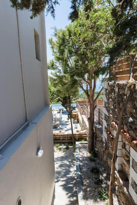 Olvia Villa *