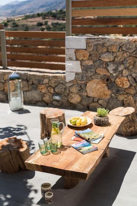 Olvia Sfakia