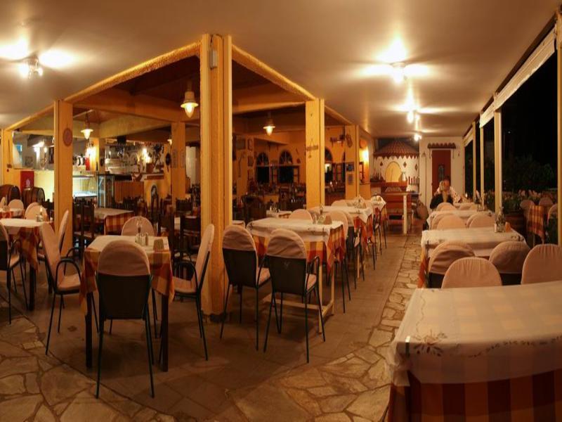 Hotel Muses Koukounaries