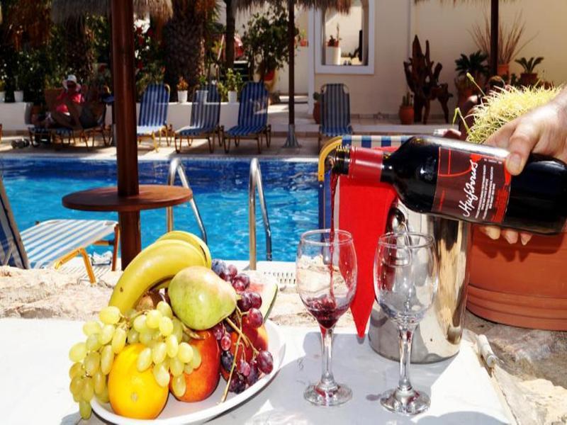 Angira Hotel 3*