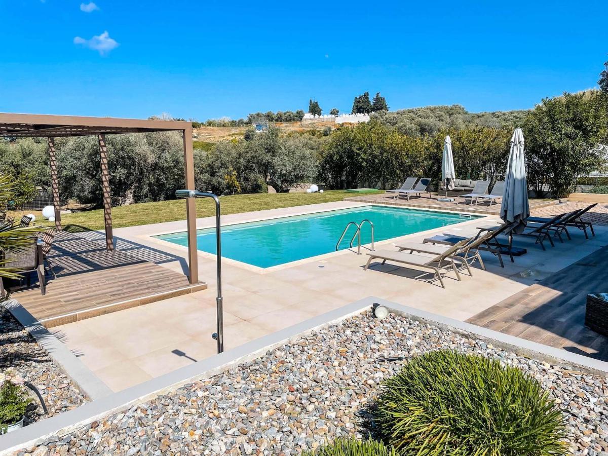 Villa Aelia I Modern & Ideal For Large Groups *