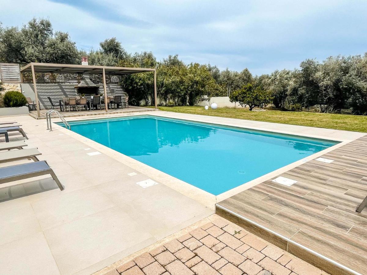 Villa Aelia I Modern & Ideal For Large Groups Galatas (Chania)