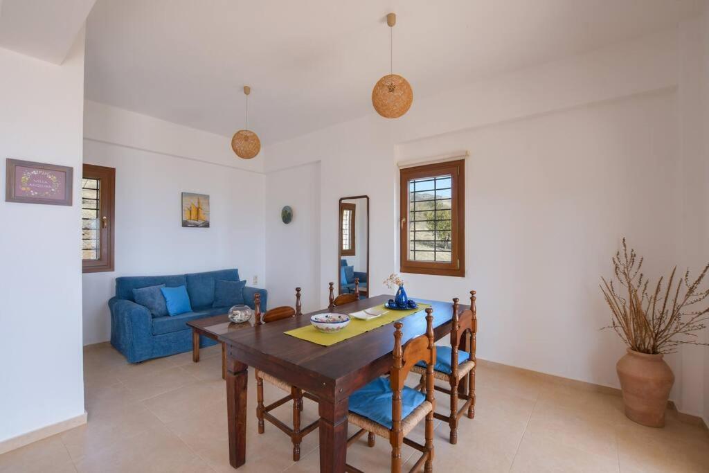 Holiday home Angelika House -amazing Sea View Moirai