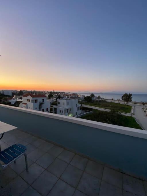 Megat Seaview And Seaside Apartment Ialysos (Rhodes)