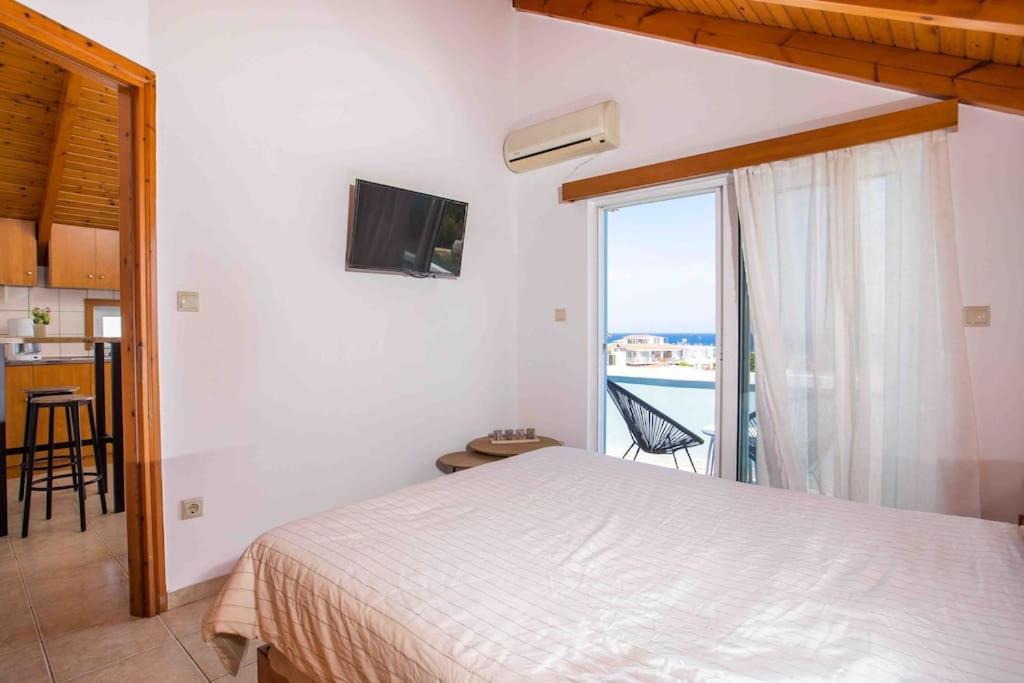 Megat Seaview And Seaside Apartment