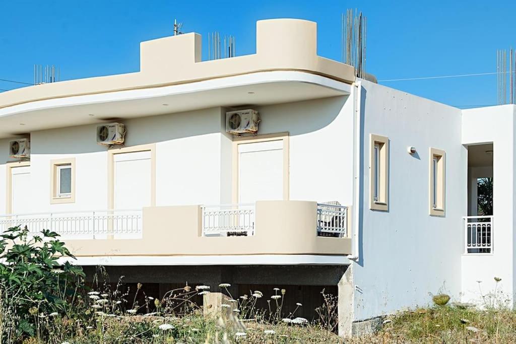 Seafront Holiday home *