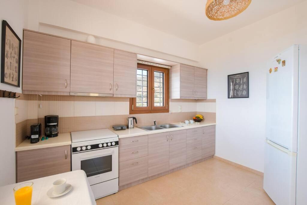 Angelika House -amazing Sea View Holiday home *