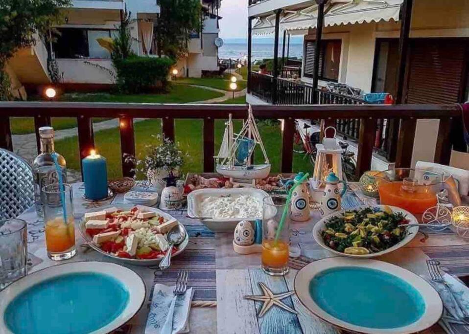 With Sea View In Pefkohori. Apartment *