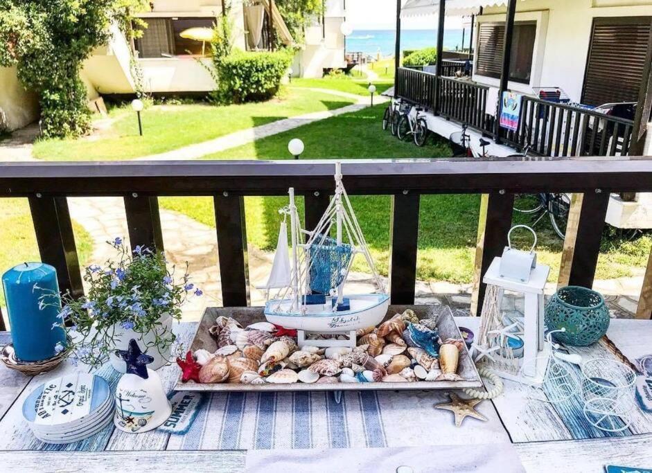 Apartment With Sea View In Pefkohori. *