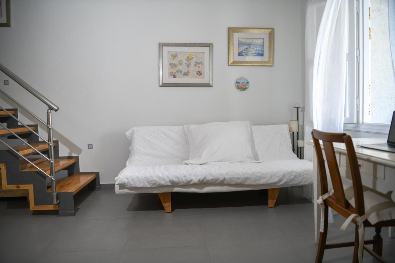 Island View House