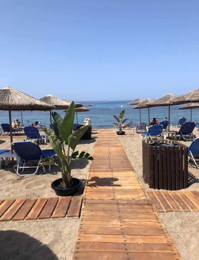 Troulis Seaside Aparthotel 3*