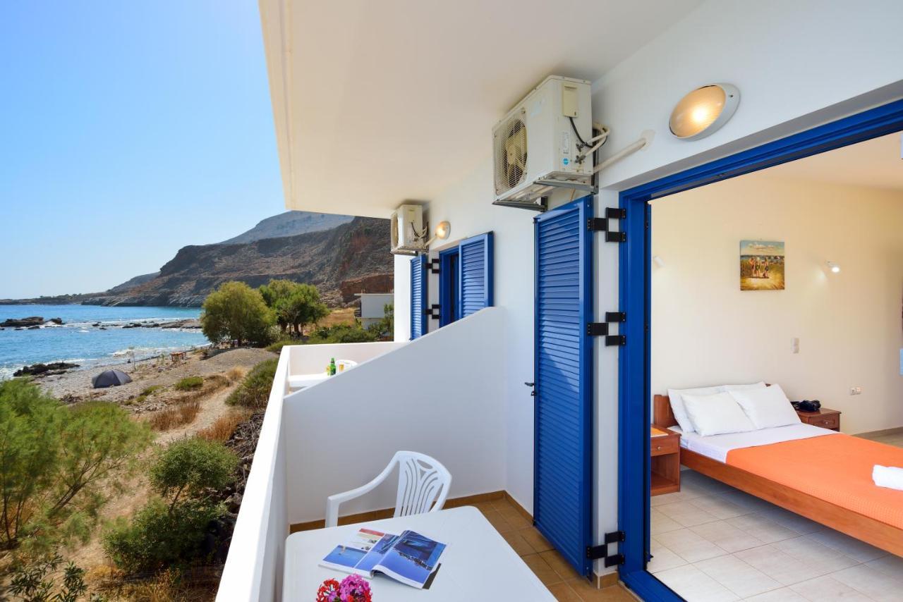 Taverna Akrogiali * Loutro