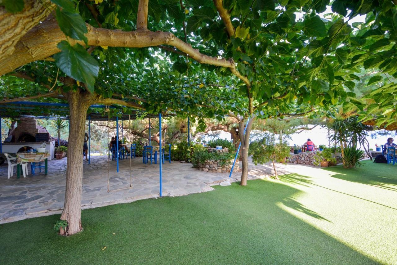 Taverna Akrogiali Hotel *