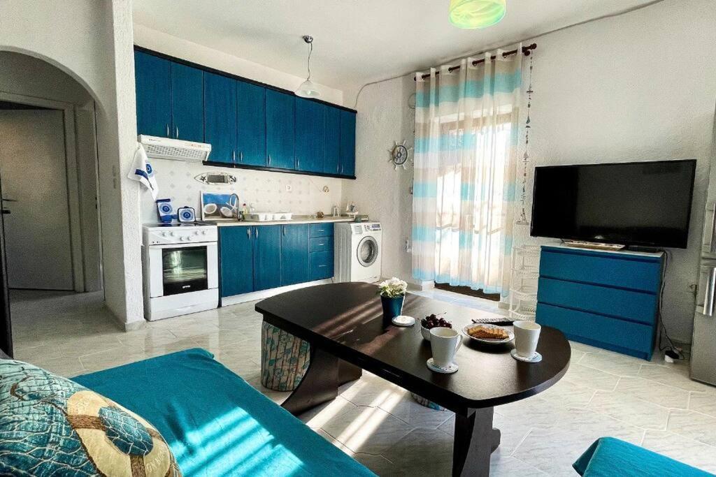 With Sea View In Pefkohori. Apartment *