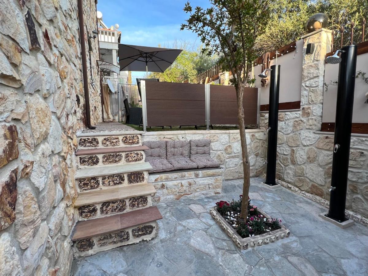 Heraklia Sea View Jacuzzi Villa *